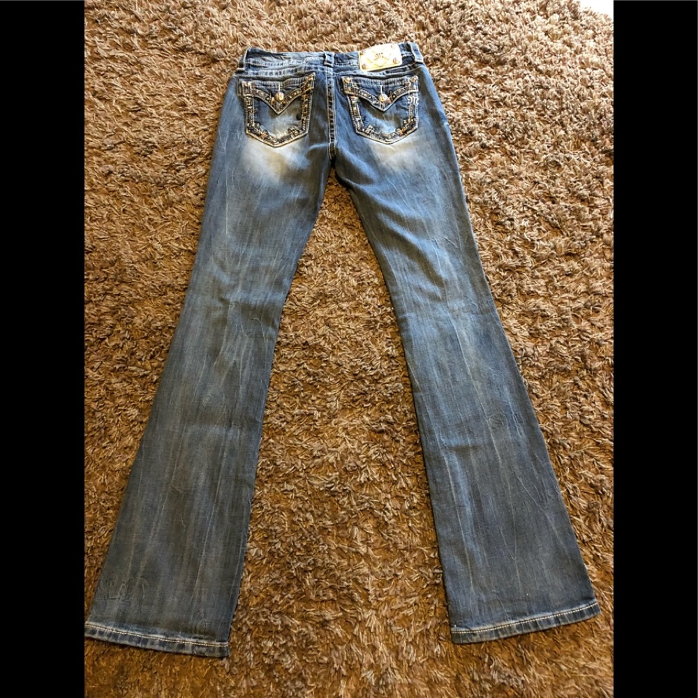 Miss Me bootcut jeans. Like new. 27x35